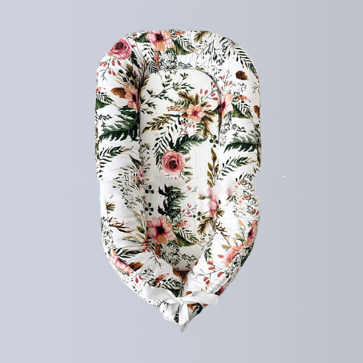 Portable Removable Newborn Baby Crib Middle Bed