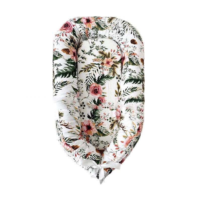 Portable Removable Newborn Baby Crib Middle Bed